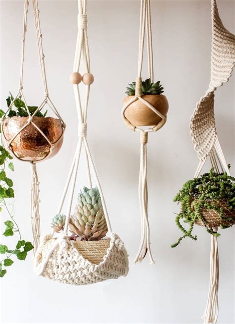 Indoor Plant Pots & Hanging Planters 